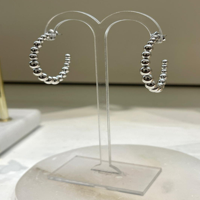 boucle d'oreille en acier sésanne